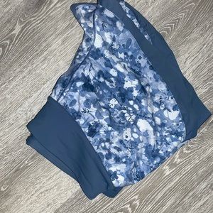 Lululemon shorts size 8